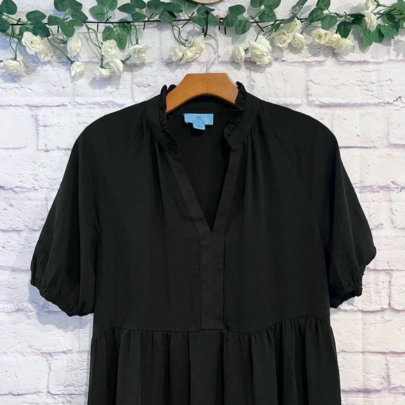 CeCe Black Split‎ V Neck Tiered Short Sleeve Dress Size Small - Picture 4 of 10